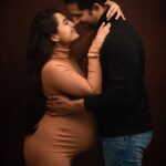 Pooja Ramachandran Instagram – Posers just doin their thing! 😉

Shot by @kiyoshotz 
Make up @malar_mua_ 
Hair karunya_mua 

Manager @kannan_2000 

#maternityshoot #maternityphotography #maternityfashion #pregnancyphotoshoot #pregnancydiary #pregnancyjourney #lifeinsideofme #mybaby #blessedandgrateful #homestretch #indianpregnantmom #pregnantbelly #indianpregnantwomen #mommatobe #welcomingbaby #posers #livelovelaugh #onelife