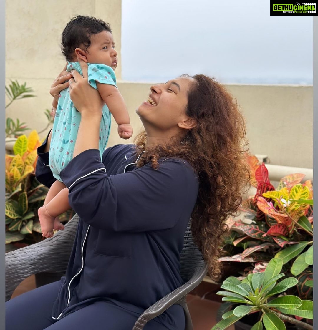 Pooja Ramachandran Instagram - After you birth a child your patience grows to another level! Kiaan has brought about a huge change in me for sure π 3rd picture - Me : Kiaan are you going to let me sleep every night for atleast 5 hours straight? Kiaan : (Expression says it all) Me : ππππ
π
π
I Give up! Kiaanβs outfit - @miniwee.in_official Their stuff is made with 100% organic cotton and is so soft on the babyβs skin. I love it! I love their burp cloths and rompers the most. :) #miniwee #babyclothing #momandbaby #momandson #mybabyboy #kiaankokken #happytimes #happybaby #organiccottonclothing #indianbrands #indianbabybrands