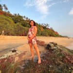 Pooja Ramachandran Instagram - Changing my landscape.. 😊 I'm stronger because I had to be, I'm smarter because of my mistakes, happier because of the sadness I've known, and now wiser because I learned. There’s a different high I feel as a woman today! 💫 To the women of my life, to the women who follow me, to the women who inspire me! Sending you lots of love!