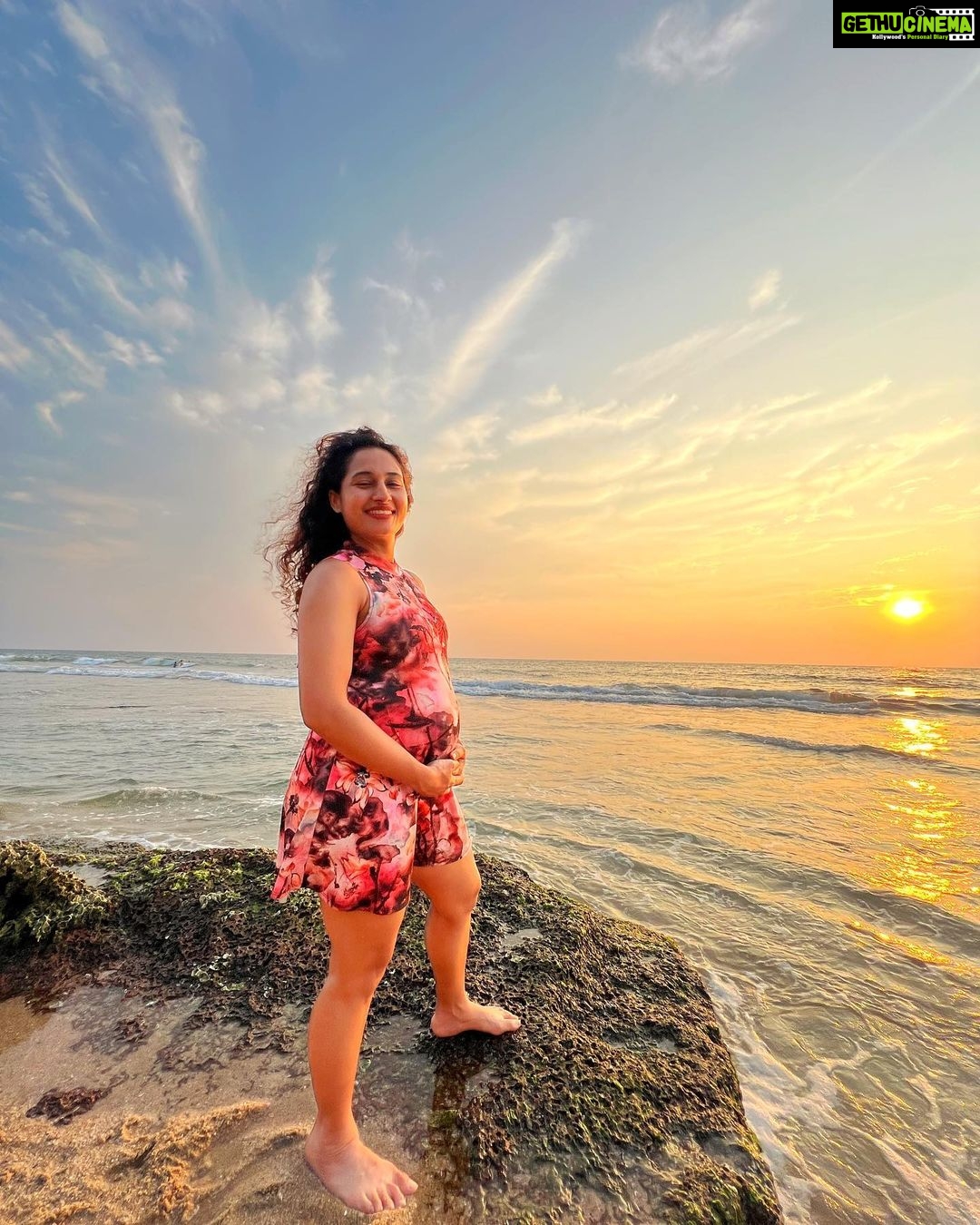 Pooja Ramachandran Instagram - Changing my landscape.. 😊 I'm stronger because I had to be, I'm smarter because of my mistakes, happier because of the sadness I've known, and now wiser because I learned. There’s a different high I feel as a woman today! 💫 To the women of my life, to the women who follow me, to the women who inspire me! Sending you lots of love!