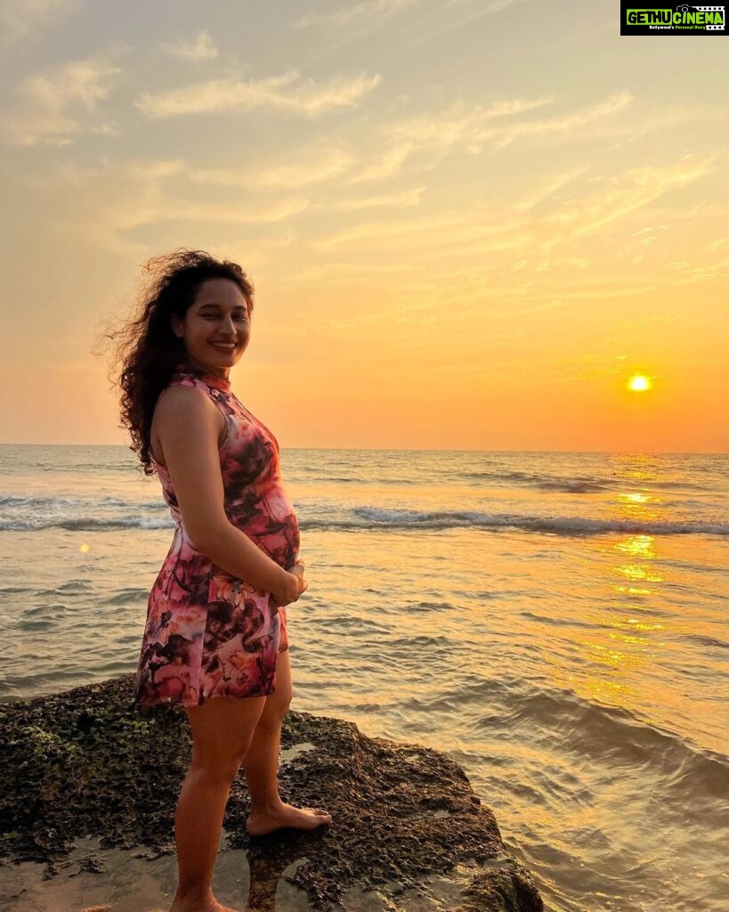 Pooja Ramachandran Instagram - Changing my landscape.. 😊 I'm stronger because I had to be, I'm smarter because of my mistakes, happier because of the sadness I've known, and now wiser because I learned. There’s a different high I feel as a woman today! 💫 To the women of my life, to the women who follow me, to the women who inspire me! Sending you lots of love!