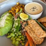 Pooja Ramachandran Instagram - The cafe with the kind of food we looooveeeee.. such a cute little cafe with the warmest staff! There was nothing in their menu we dint like. 🤤🤤🤤 Remix Café