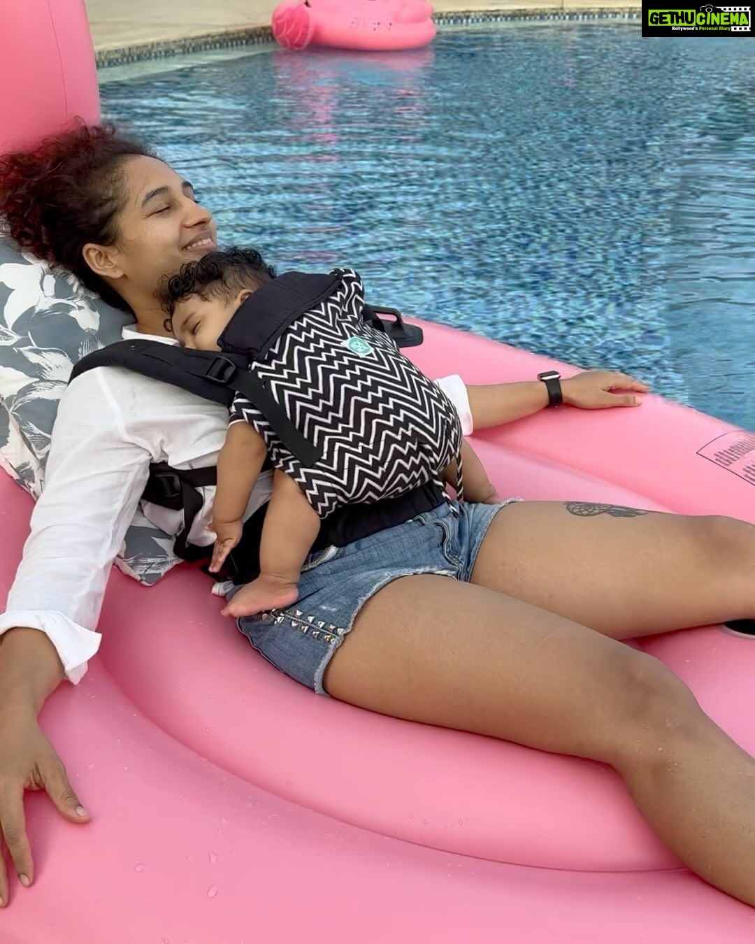 Pooja Ramachandran Instagram - Sundowner at @theflamingobali post the zoo visit. Loved the vibe of the place . We had such a great time with Kiaan in the pool. And the food was just π. #sundowner #flamingobeachclub #beach #beachlife #goodvibes Flamingo Beach Club Bali