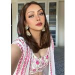 Pooja Salvi Instagram - Feeling festive🩷✨