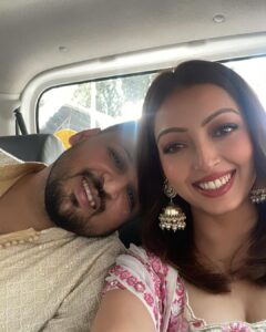 Pooja Salvi Instagram - दीपावली की हार्दिक शुभकामनाएं और समृद्धि भरा नया साल।🪔✨
.
.
.
.
.
.
.
#happydiwali #diwali #happynewyear #festivaloflights #festivalofjoy