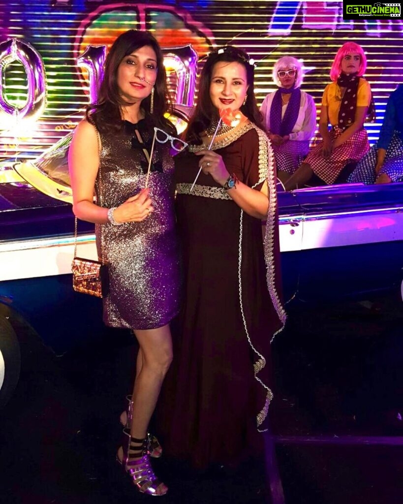 Poonam Dhillon Instagram - Happy birthday to my dearest one and only sister @rishmapai . Am blessed to have this amazing, brilliant, caring, compassionate, generous , loving, gracious& gorgeous person as my Sister!!! May Gods choicest blessings be on you always. Love you Loads & Loads !!🥰🥰❤️❤️🎉💕⭐️😊💝🎊🤗