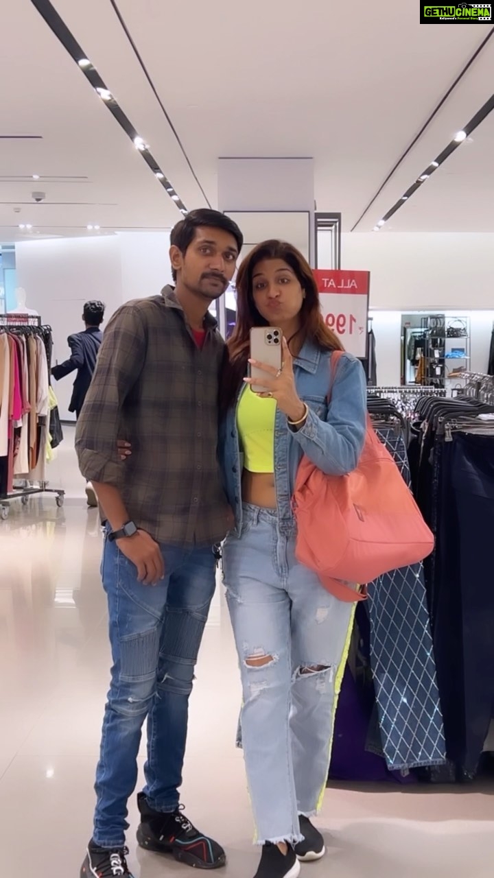 Poonam Dubey Instagram - Wish you a very happy birthday my dearest baby bro my rakshabandhan ka best gift I love you so much Mahadev tumhe duniya ki sari khushiyan de , khub khush raho aage badho aur aise hi best bhai hamesha rahna mummy ke best bete ji..😘😘😘😘😘 Mumbai, Maharashtra