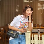 Poonam Dubey Instagram - Keep smiling, because life is a beautiful thing and there's so much to smile about….. . . . . #goodmorning #haveaniceday #tuesday #ootd #blessed #life #happiness #positivevibes #spreadlove #poonamdubey Mumbai, Maharashtra