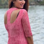 Poonam Dubey Instagram - Do lafzon ki hai dil ki kahani…… @officialjoshapp . . . . . . #reelsinstagram #reelsvideo #reelsindia #reelitfeelit #poonamdubey 👑❤️🧿♾️ #kerala #keralatourism #kerala🌴 #travel #travelblogger #travelgram #actress #actorslife