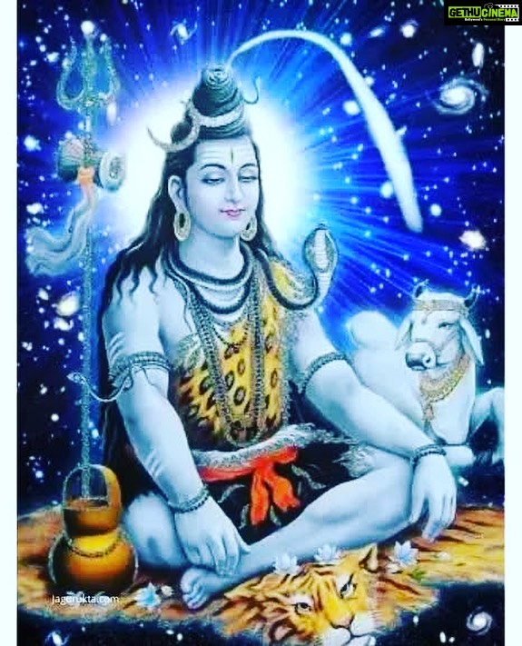 Poonam Dubey Instagram - Har har Mahadew ЁЯЩП рд╢реНрд░рд╛рд╡рдг рдХреЗ рдкрд╡рд┐рддреНрд░ рдорд╣реАрдиреЗ рдХреА рд╕рднреА рд╢рд┐рд╡ рднрдХреНрддреЛрдВ рдХреЛ рд╣рд╛рд░реНрджрд┐рдХ рд╢реБрднрдХрд╛рдордирд╛рдПрдБ тЭдя╕ПтЭдя╕ПтЭдя╕ПтЭдя╕П Mumbai, Maharashtra