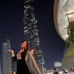 Poonam Dubey Instagram - Jutti meri 😍😍😍😍 . . . . #burjkhalifa #dubai #dubai🇦🇪 #instareels #trendingreels #nehabasin #poonamdubey Burj Khalifa Dubai