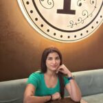 Poonam Dubey Instagram - Attitude is the 'little' thing that makes a big difference….. . . . . #farzicafe #mumbai #about #last #evening #poonamdubey Farzi Cafe