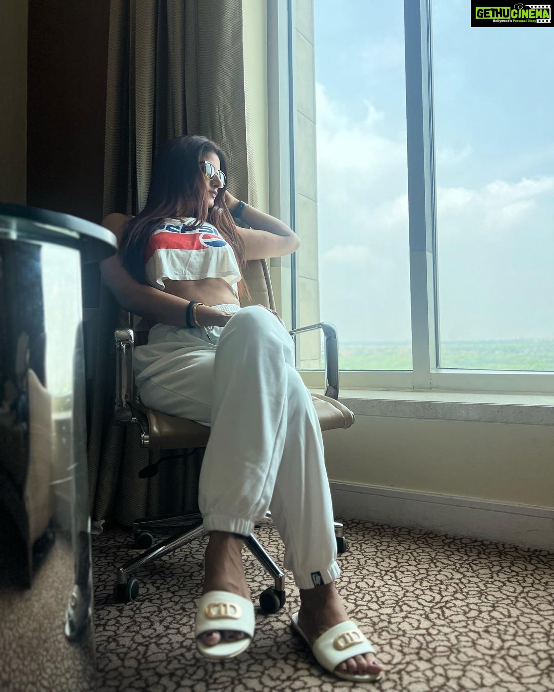 Poonam Dubey Instagram - “I can if I want to because it's my business…” . . . . . #confidence #womenempowerment #strongwomen #thoughtoftheday #poonamdubey Mumbai - मुंबई