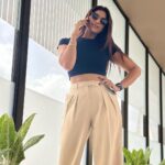 Poonam Dubey Instagram - “A life lived in love will never be dull.” – ... . . . . #babua❤️🧿 #love #you #yours #falgunia😂🙈 #airportlook #blackandoffwhite Mumbai Airport Chatarpati Shivaji