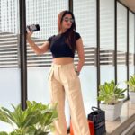 Poonam Dubey Instagram - “A life lived in love will never be dull.” – ... . . . . #babua❤️🧿 #love #you #yours #falgunia😂🙈 #airportlook #blackandoffwhite Mumbai Airport Chatarpati Shivaji