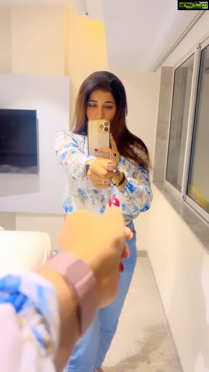 Poonam Dubey Instagram - Nach re patarki 3.0 hang over ❤️ . . . . . @arvindakelakallu @badrijha @saregamahumbhojpuri @namritamalla @shilpi_raj_personal #poonamdubey #bhojpuri #reelsinstagram #bhojpurireels #viral Mumbai, Maharashtra