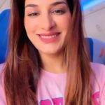 Poonam Dubey Instagram - @mumbaiindians vs @gujarat_titans aap kisko support kar rahe hai please comments #ipl #t20 #cricket #mumbaiindians #gujrattitans #poonamdubey