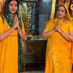Poonam Dubey Instagram - Wish you a very happy birthday meri ma mera jahan meri duniya Mahadev apko duniya ki sari khushiyan de. Aur hum dono bhai bahen ko is layak banaye ki hum apke sapne pura kar sake. I love you so much mummy ❤️❤️❤️ 🤗🤗😘😘 Mumbai, Maharashtra