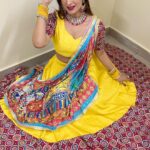 Poonam Dubey Instagram - Yes me my all time favourite ❤️🧿🌎 . . . . . . Dress @vidyamourya096 ❤️ Makeup and hair @hemlatasharma2022 di❤️ Patna, India