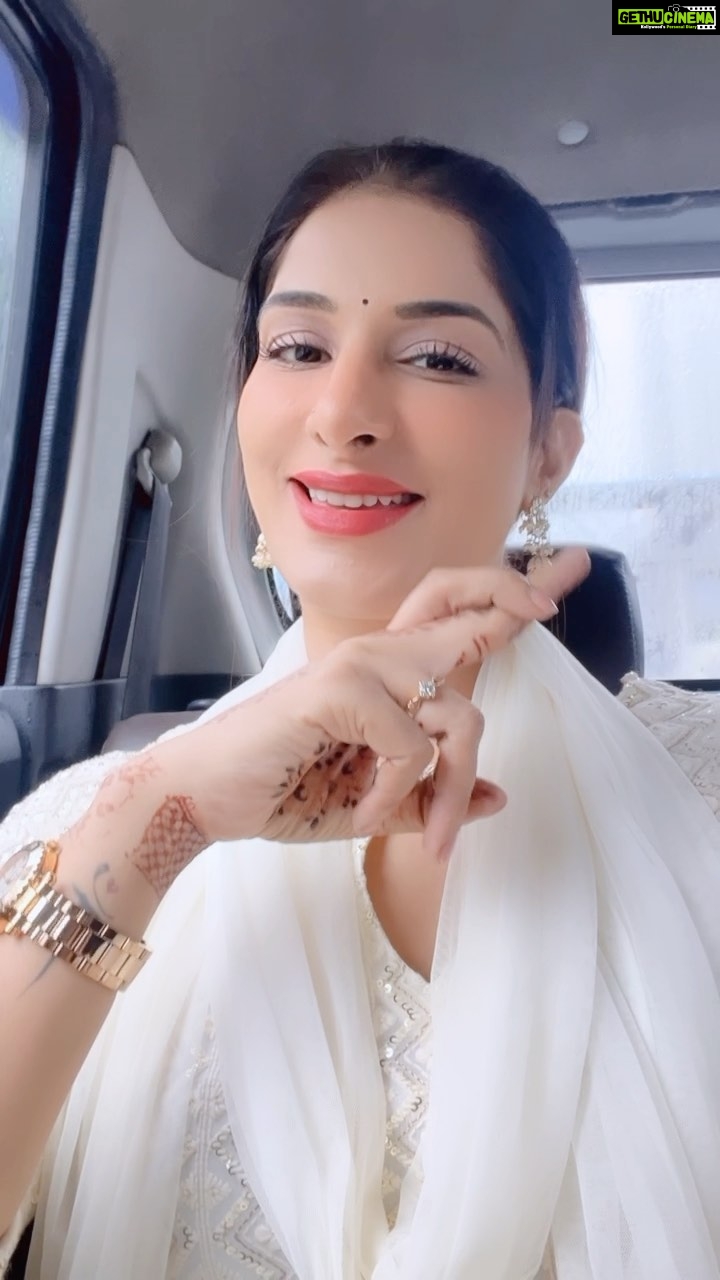 Poonam Dubey Instagram - Sanam mai tumhari rahungi sada ❤️❤️❤️ . . . . #reels #reelsvideo #reelsinstagram #reelitfeelit #reelsindia #reelsbollywood #poonamdubey