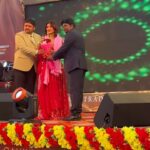 Poonam Dubey Instagram - Thank you so much GLAZ PARIWAR mujhe apni 19th anniversary ka hissa banane ke liye. Aap aise hi desh bhar me apna parcham lahrate rahe. Thank you so so much SASARAM itna sara pyar aur ashirwad ke liye.🙏❤️ Thank you so much @futurewiz.advt @fw_niraj ji and #dhananjaysingh ji…. Dress by @vidyamourya096 ❤️ Hair-makeup by @hemlatasharma2022 di ❤️ . . . #ootd #event #performer #poonamdubey Sasaram City - सासाराम सिटी