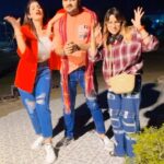 Poonam Dubey Instagram - Both are the my true true well wishers And upcrs you all are my strength ❤️❤️🙏🙏🙏 Lalaka gamachhiya ❤️❤️ Choklaty rockstar @arvindakelakallu ji sweetest person my hotti @poonamdubeyofficial ji ❤️❤️