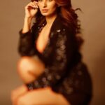 Poonam Dubey Instagram - 😍😍😍😍 VC-: @rspphotography2000 🎥📸 . . . . . #mujhetoterilatlaggayi #trending #reelsinstagram #reelitfeelit #viral #bollywood #poonamdubey 👑❤️ Harrow, United Kingdom