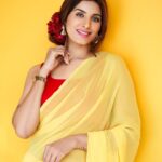 Poonam Dubey Instagram - आपको और आपके परिवार को 'मकर संक्रांति' की हार्दिक शुभकामनाएं। उमंग और उल्लास का यह महापर्व सभी के जीवन में सुख, समृद्धि और उत्तम स्वास्थ्य लेकर आए। 🙏🙏🙏🙏🙏🙏🙏
