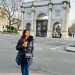 Poonam Dubey Instagram – ज़िंदगी का मज़ा चाय या कॉफ़ी की चुस्कियों के जैसे लो कभी कड़क कभी नरम होते रहती है लेकिन हम उसके कारन चाय या कॉफ़ी पीना थोड़े छोड़ देते है।
Let’s start a beautiful day with A cup of coffee and smile on your face….
Have a lovely day ahead #chhorigangakinarewali #poonamdubey Marble Arch London