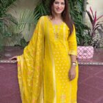 Poonam Dubey Instagram - Be yourself … An original is so much better than a copy….. . . . . . . #happyme #selfconfidence #selfmade #blessedgirl #queenofmyownworld👑 #poonamdubey Kushinagar - कुशीनगर, उत्तर प्रदेश
