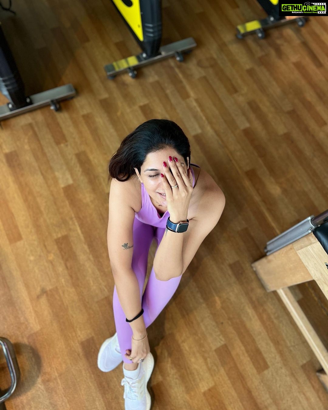 Poonam Dubey Instagram - “Accept yourself, love yourself, and keep moving forward….. . . . . #selflove #selfcare #selfmotivation #selfmade #selfportrait #selfreminder #selfworth #be #selfish #for #yourself ❤️😍😇😘🤗 #poonamdubey Mumbai, Maharashtra