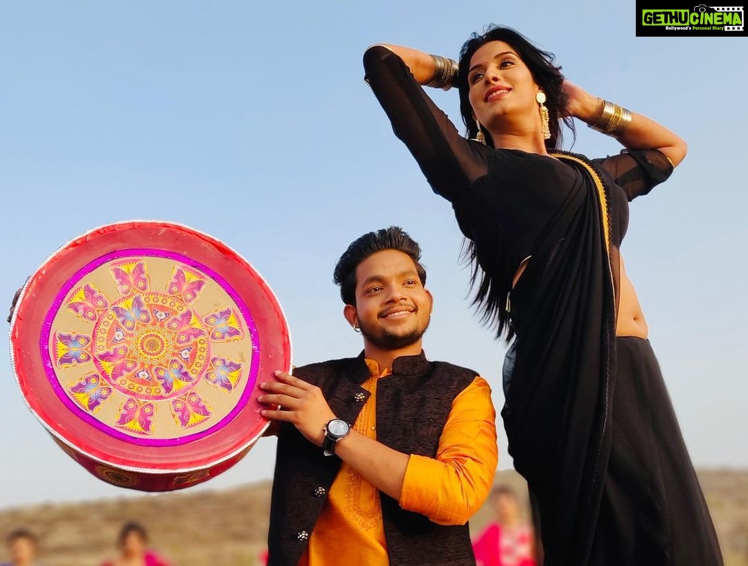 Poonam Dubey Instagram - आपको जन्मदिन की ढेर सारी शुभकामनाएँ महादेव आपको दुनिया की सारी ख़ुशिया दे जिसके आप हक़दार है। हमेशा स्वस्थ रहे मस्त रहे सफलता आपके क़दम चूमे। #birthday #birthdaywishes #birthdayboy #ankushraja #poonamdubey ❤️ 👑♾️🧿 Mumbai, Maharashtra