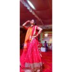 Poonam Dubey Instagram - कुशीनगर महोत्सव में @poonamdubeyofficial सहित कई लोगों को प्राप्त हुआ 'नारी शक्ति व उत्तर प्रदेश रत्न का सम्मान। खास बातचीत में पूनम ने बताया कि भोजपुरी इंडस्ट्री मधुर है। पूर्वांचल महोत्सव
