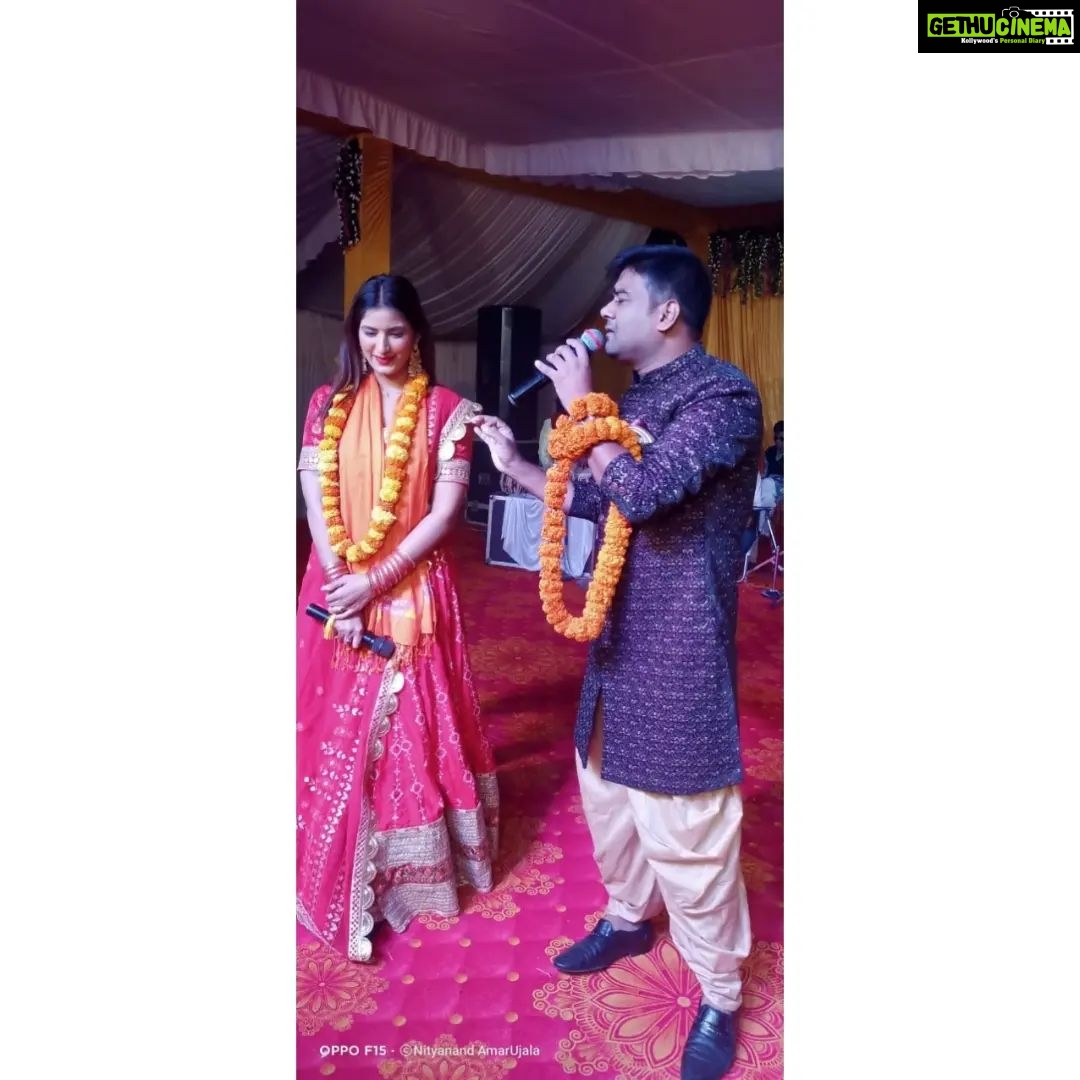 Poonam Dubey Instagram - कुशीनगर महोत्सव में @poonamdubeyofficial सहित कई लोगों को प्राप्त हुआ 'नारी शक्ति व उत्तर प्रदेश रत्न का सम्मान। खास बातचीत में पूनम ने बताया कि भोजपुरी इंडस्ट्री मधुर है। पूर्वांचल महोत्सव