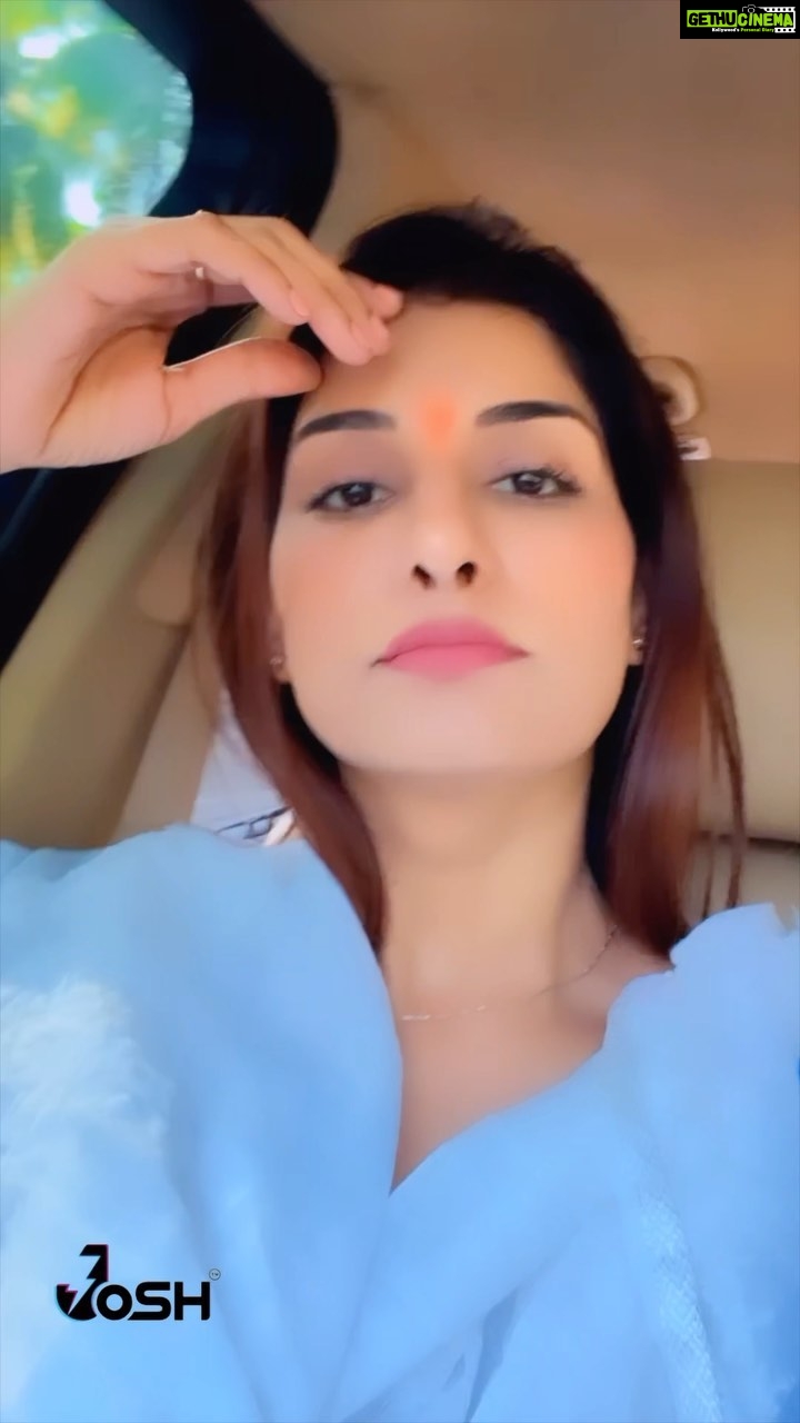 Poonam Dubey Instagram - #lajaikahe @officialjoshapp . . . #réel #reelsvideo #reelsinstagram #reelitfeelit #reelsindia #poonamdubey India