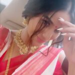 Poonam Pandey Instagram - It was a blessing to get Maa Durga’s darshan on Ashtami 🙏 #durgapuja #durga #durgamaa #blessed #nothbombaydurga #ppfans #poonampandey