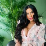 Poonam Pandey Instagram - Bloom, baby, bloom. #pplovers #poonampandey #cute #pictures