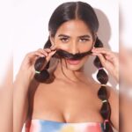 Poonam Pandey Instagram - And I said to my body, softly, “I want to be your friend. . #poonampandeyreal #pplovers #poonampandeyphotoshoot #pp #photoshoot #fun #sexy