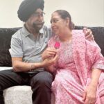 Poonam Preet Bhatia Instagram - Heart full of love 💖 Creating beautiful memories with my first loves. 🥰 🧿🧿 #delhidiaries #home #peaceful #besttime #bestparents