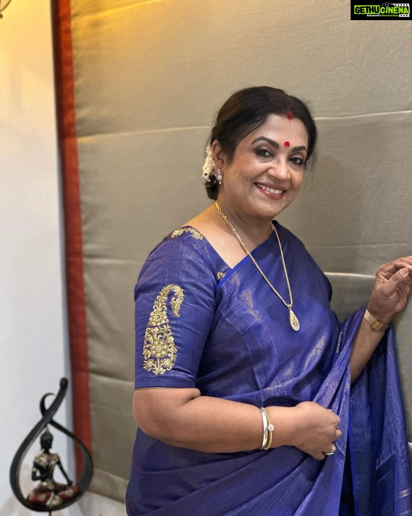Poornima Bhagyaraj Instagram - And we come to the last day of the golu poojas. Happy vijayadasami to all @poornimas_store for my blouse, @radhikaprithivi for the beautiful saree in MS blue and @sharanyabhagyaraj for my very own personalised clutch