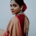 Poornima Indrajith Instagram – ♥️

Jewellery; @pureallure.in 

 Make up : @reshmu__ 

Hair : @rethikarijo 

Pics : @reth_gvr_cinematographer 

Retouching: @binoy_devassy_photography