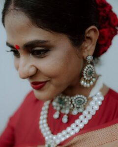 Poornima Indrajith Instagram - ♥️ Jewellery; @pureallure.in Make up : @reshmu__ Hair : @rethikarijo Pics : @reth_gvr_cinematographer Retouching: @binoy_devassy_photography