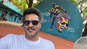 Prabhu Deva Instagram - Selfie with PD 😄
