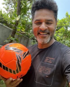 Prabhu Deva Instagram - My new workout with football 💪