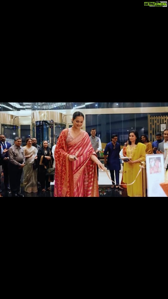 Prachi Tehlan Instagram - Glimpses from the Diwali unveiling at Kochi Marriott! 🪔✨ A mesmerizing celebration of light, love, and tradition. #KochiMarriott #Diwali2023 #Diwaliglimpses #Diwaliunvieling #MarriottBonvoy Kochi Marriott Hotel