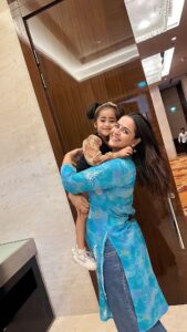 Prachi Tehlan Instagram - My baby love she is 🤩🤩 #mazhavilmanorama #ammaawards 😍❤️