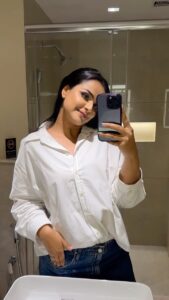 Prachi Tehlan Instagram - This time rising in love all over again! 🤩🤩🤩❤️❤️❤️ #instagramreels #trendingreels #sundayfunday