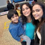 Prachi Tehlan Instagram – Love random crazy human encounters. Soul connecting soul ✈️

#loveairports #traveldiaries #dubaiwelcomesme Dubai, United Arab Emirates
