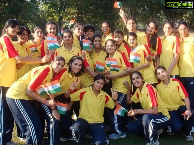 Prachi Tehlan Instagram - #ThrowbackThursday post is live! ❤️ I have chosen to take you down my most treasured memory lane. That’s the only reason where I am at this point in my life. I've always said that basketball is my first love, I'm sharing with you today the beauty of team sports, which is the ability to work as a TEAM. I've always thought of myself as a team player in every part of life, and that not only helps me grow as a person but also naturally attracts people to me. We were a passionate, committed, notorious, diligent, and go-getter team of women. These are the fantastic teammates I played basketball and netball with while representing Delhi and India in numerous tournaments. 🇮🇳 #Sportsperson #sportsdays #basketball #netball #respect #representingDelhi #representingIndia #Indiancaptain #youngestIndianCaptain #loveforsports #ballplayers #sportsmemories