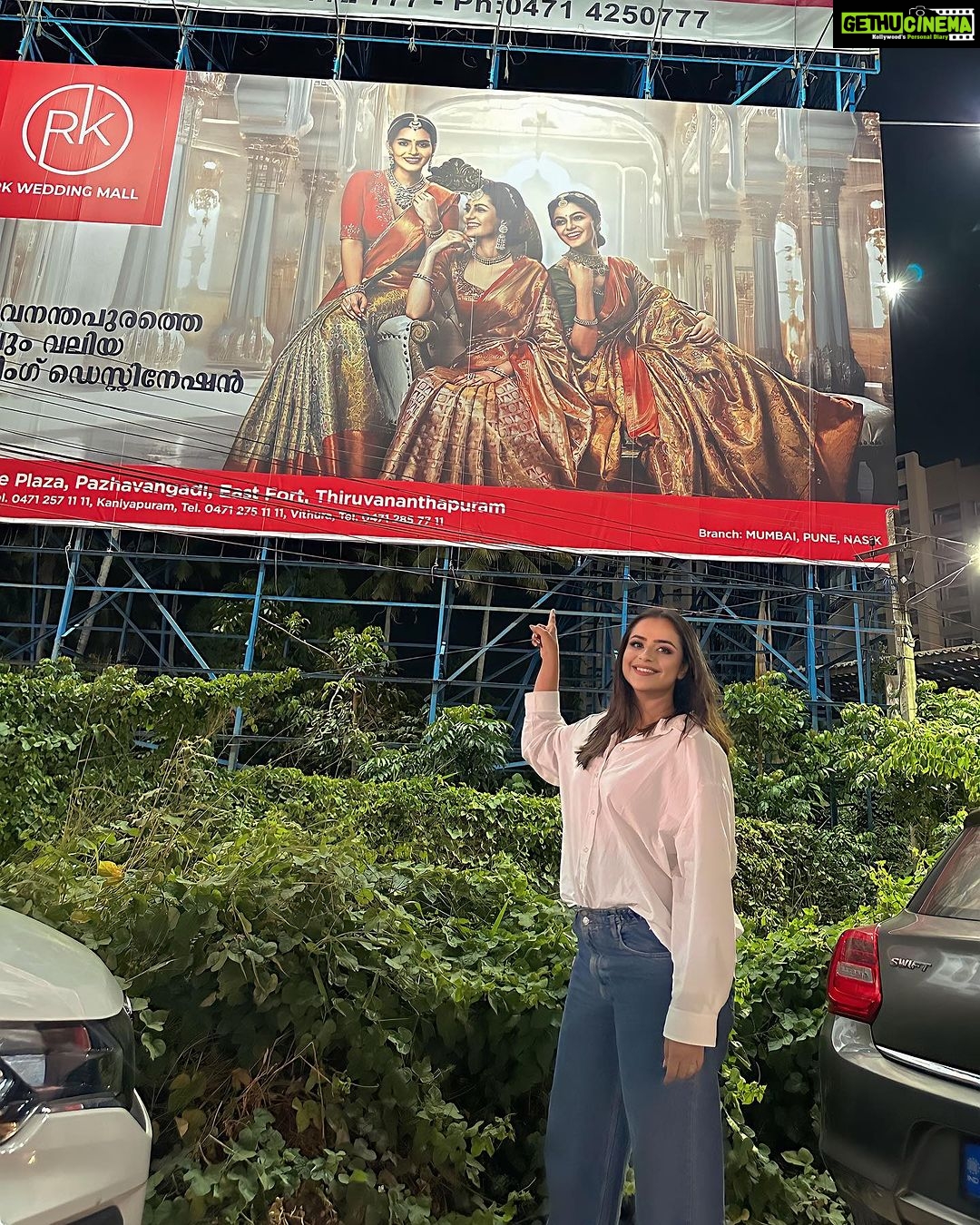 Prachi Tehlan Instagram - #sundayphotodump #trivandrumdiaries #actorslife #event #lulucelebrate #showstopper ❤️